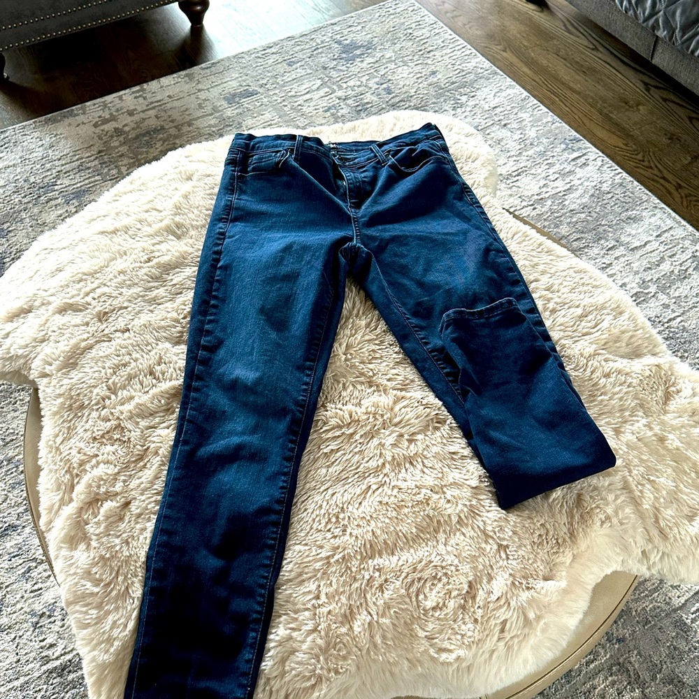 Women’s Gap jeans